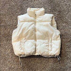 ❌NOT FOR SALE❌Rue21 Off-White Puffer Vest